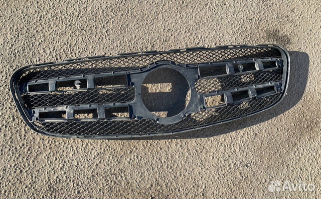 Решетка радиатора GLA X156