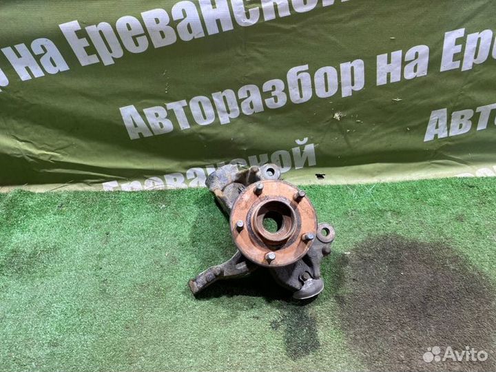 Кулак поворотный передний правый Ford Mondeo CA2