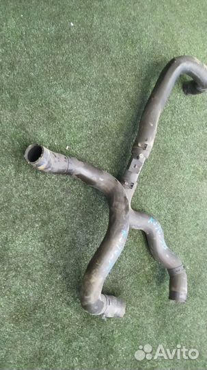 Патрубки радиатора Комплектом Nissan Dualis KJ10