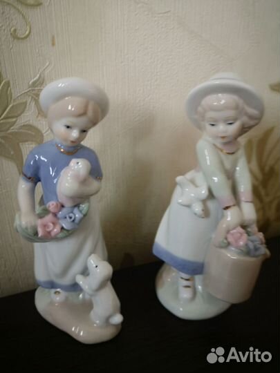 Статуэтка фарфор