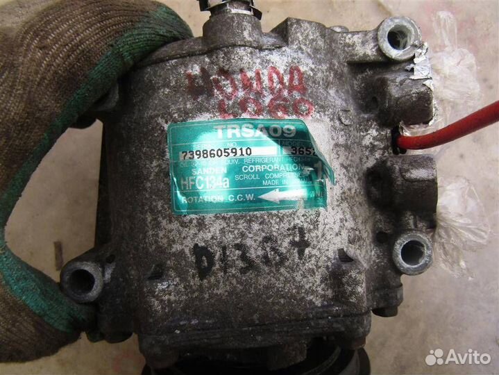Компрессор кондиционера Honda Logo 2002