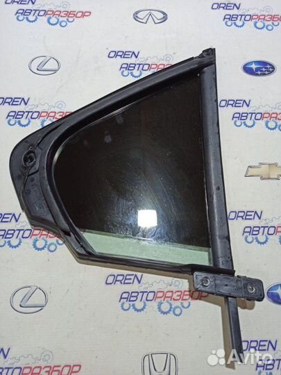 Форточка двери задняя левая Volkswagen Jetta 6 1.4