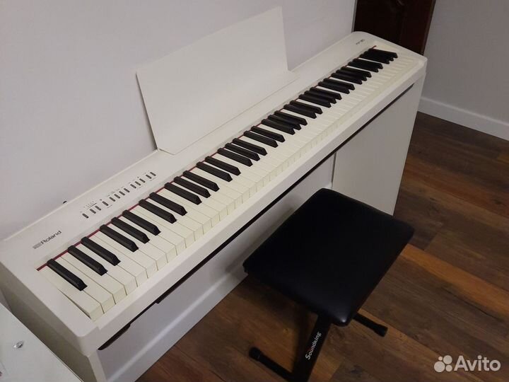 Цифровое фортепиано Roland FP30