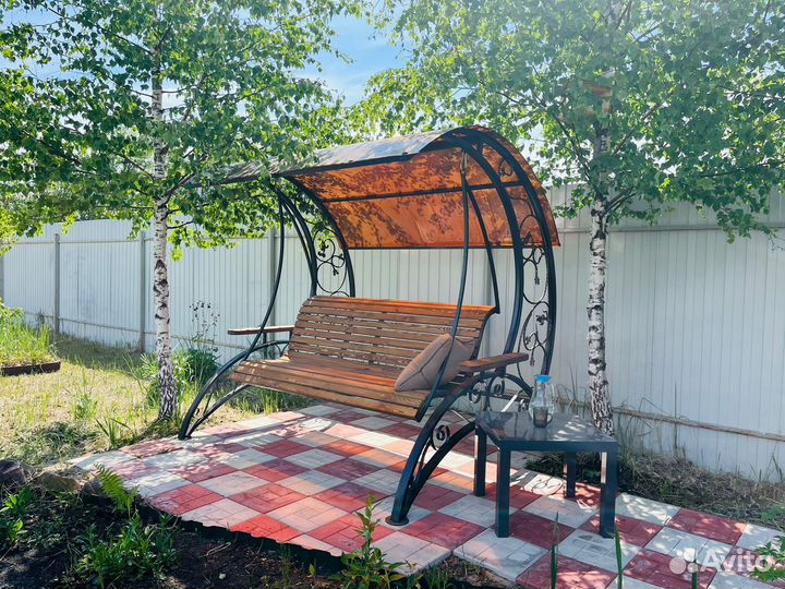 Кованая качеля