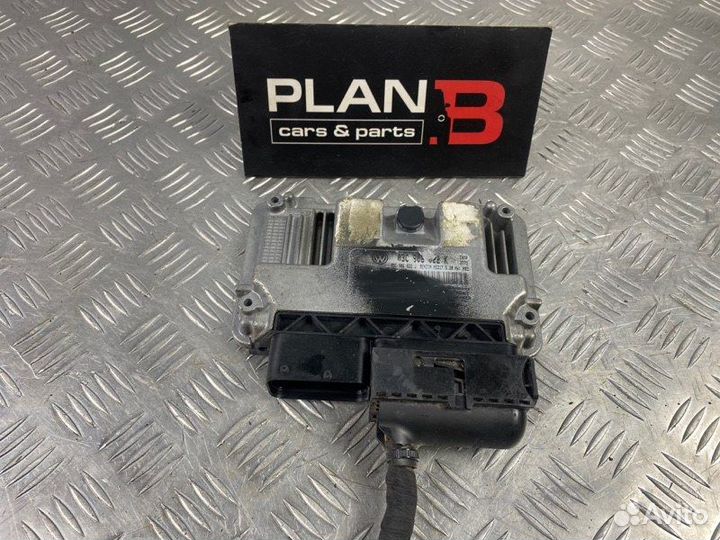 Блок управления двигателем Volkswagen Golf MK6