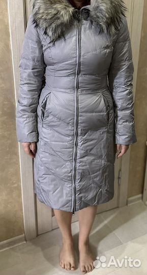 Пуховик женский 44 длинный снежная королева