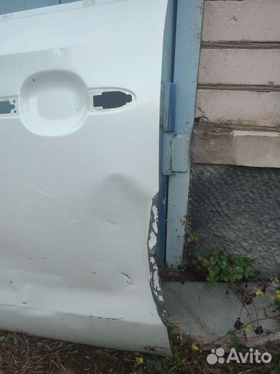 Дверь Передня киа карнавал