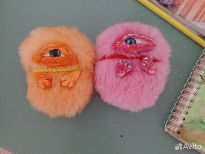 Маленькая игрушка глаза стик