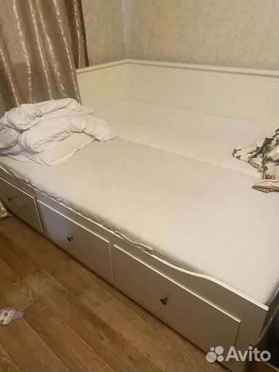 Кровать двухспальная с матрасом бу IKEA