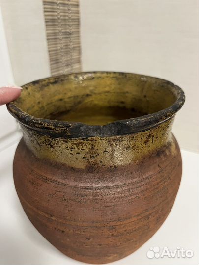 Горшки глиняные, крынки