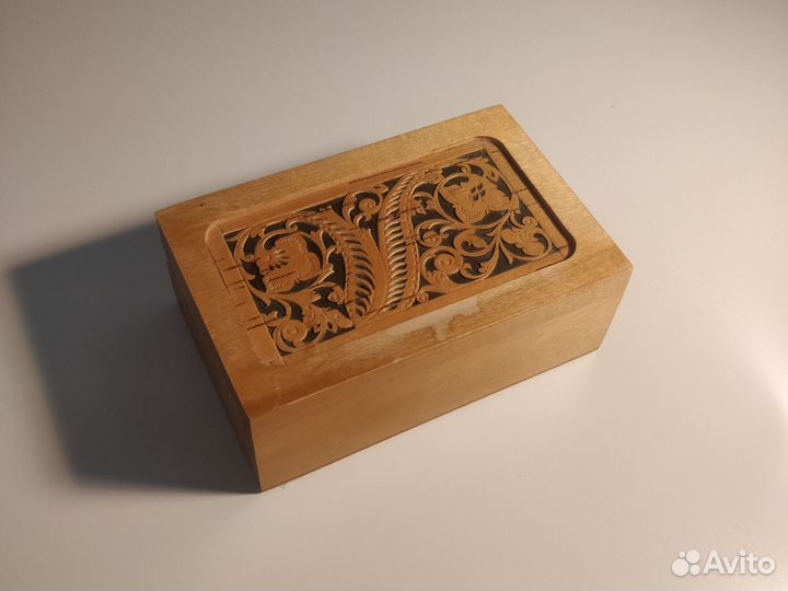 Деревянная коробочка, шкатулка
