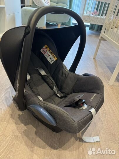 Автолюлька maxi cosi cabriofix с базой