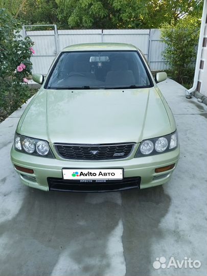 Nissan Bluebird 1.8 AT, 1996, 350 000 км