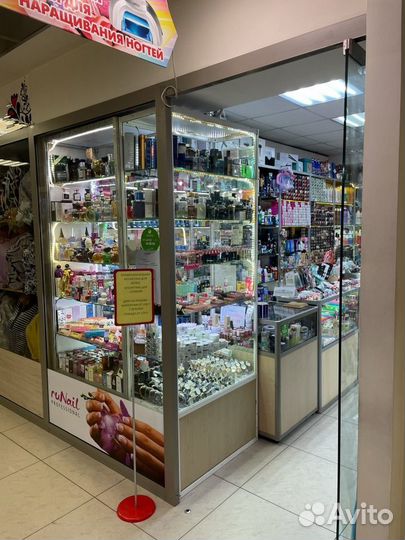 Продавец консультант в магазин косметики