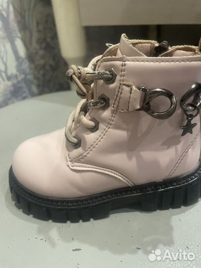 Ботинки осенние розовые