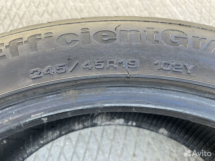 Goodyear EfficientGrip 245/45 R19