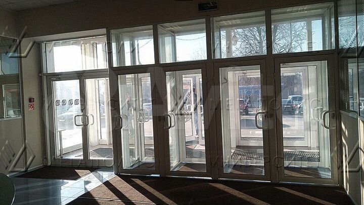 Помещение свободного назначения 189 м²