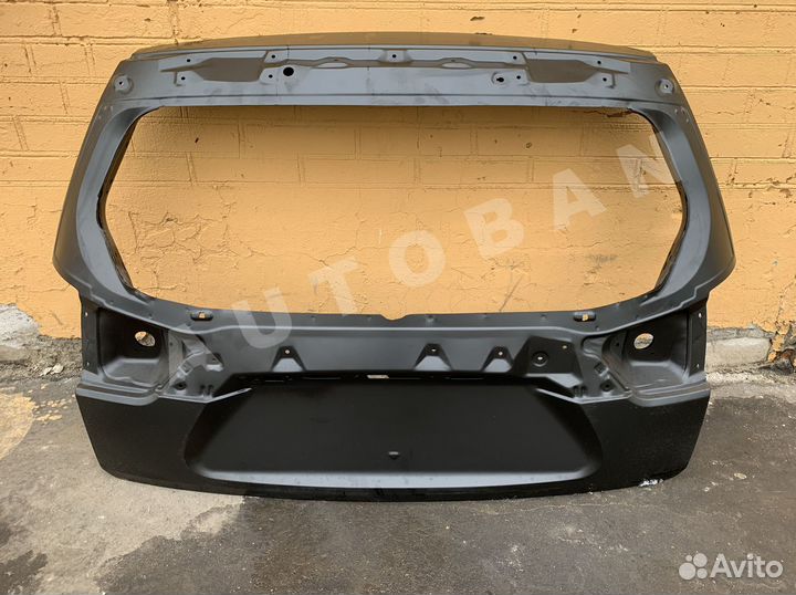 Крышка багажника Mitsubishi Outlander 2 XL 07-12