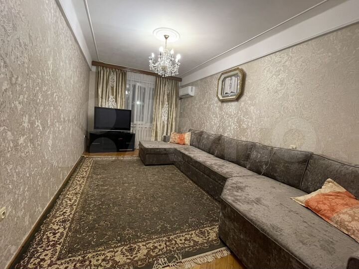 4-к. квартира, 95 м², 2/9 эт.