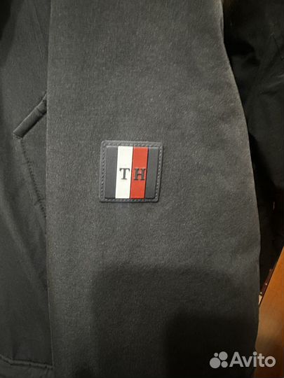 Tommy hilfiger пуховик мужской зимний М