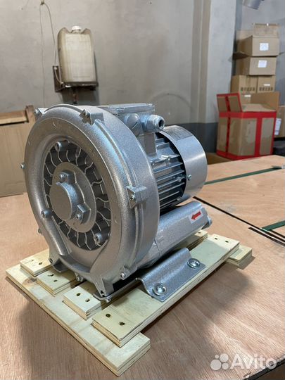 Вихревая воздуходувка