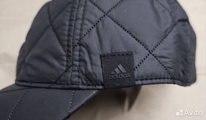 Бейсболка Adidas простеганная теплая новая ориг че