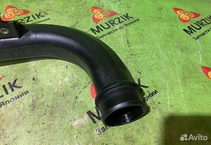 Патрубок воздушный Mercedes V W638 611.980 2.2 CDI