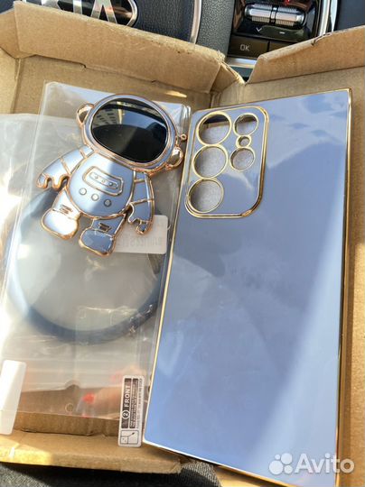 Чехлы на телефон