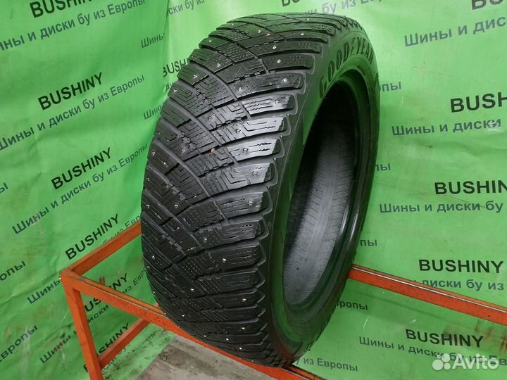 Goodyear Ultragrip Ice Arctic 235/55 R18