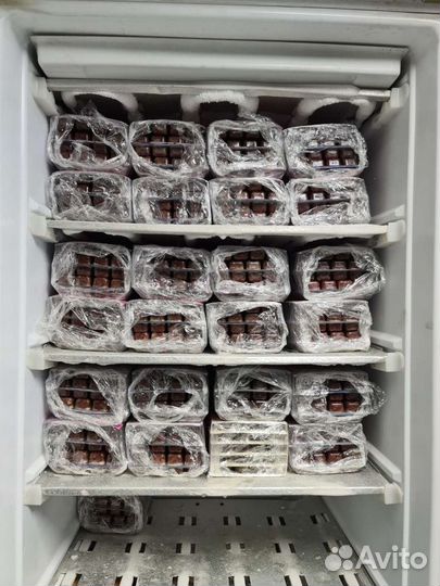 Фильтр, компрессор, корм для рыб, заморозка разная