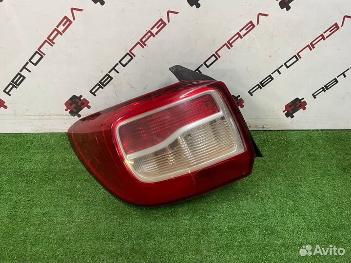 Задний левый фонарь Renault Logan 2 дефект