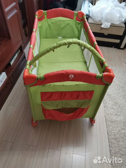 Продам кровать-манеж