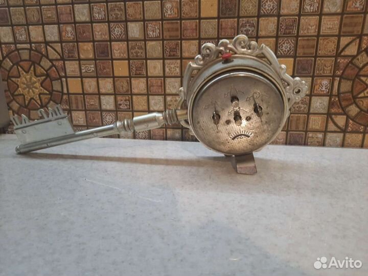 Настольные часы