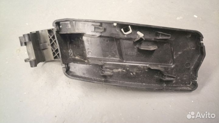 Лючок бензобака arkana