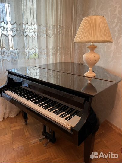 Рояль кабинетный Tchaika