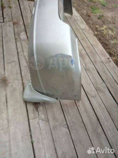 Продам задний бампер