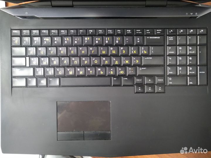 Dell alienware A17 мощный игровой ноутбук