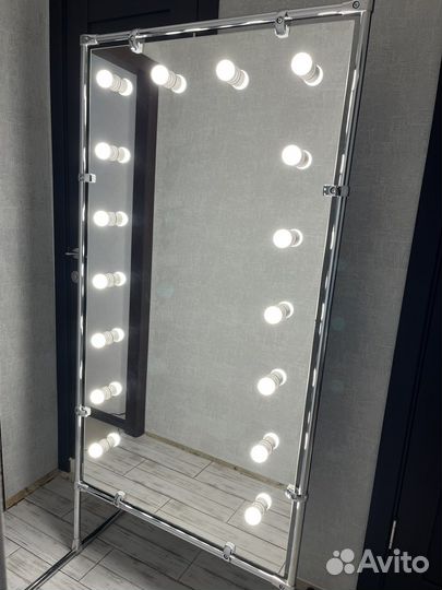 Гримерное зеркало