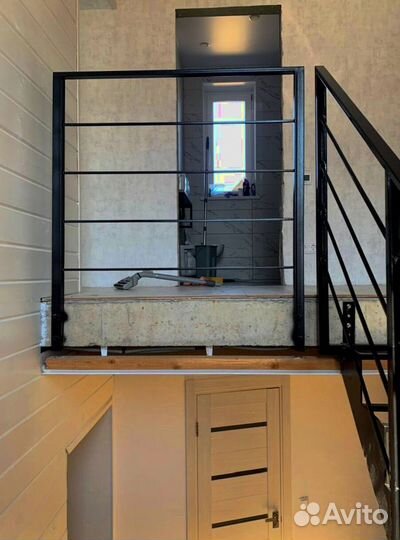 Металлические лестницы с поворотом