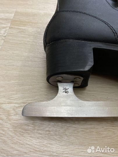 Коньки Фигурные larsen