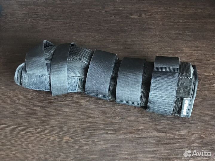 Ортез на лучезапястный сустав (на левую руку)