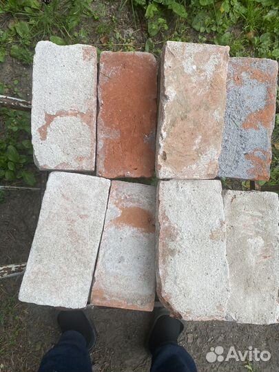 Кирпич бу