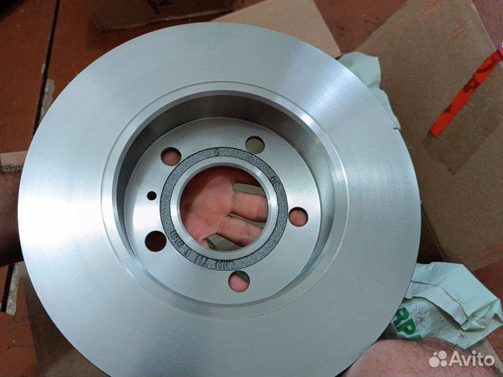 Тормозной диск передний на opel astra h