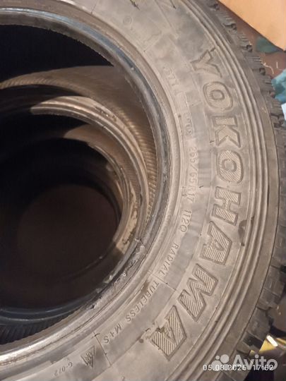 Yokohama 104ZR 265/65 R17 19H