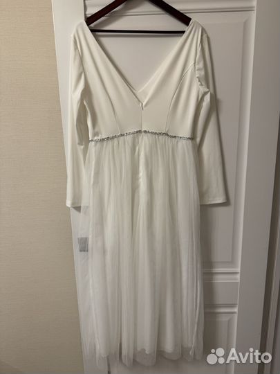Нарядное платье белое размер XL(50)