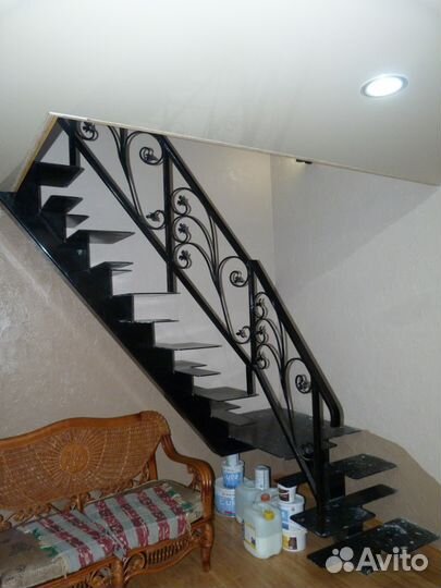Гаражные ворота, лестницы, перила, козырьки,решётк