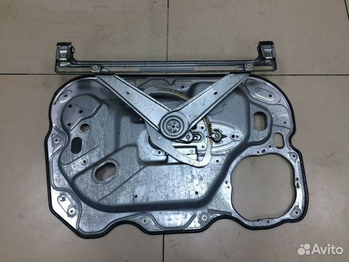 Стеклоподъемник электрический передний правый