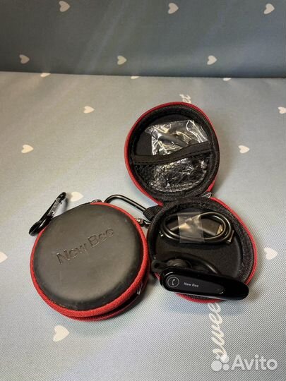 Bluetooth гарнитура New Bee