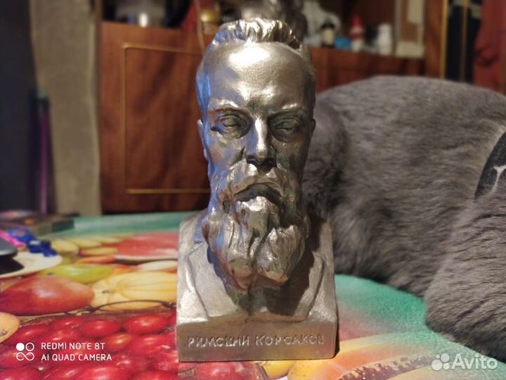 Бюсты, силумин, фарфор