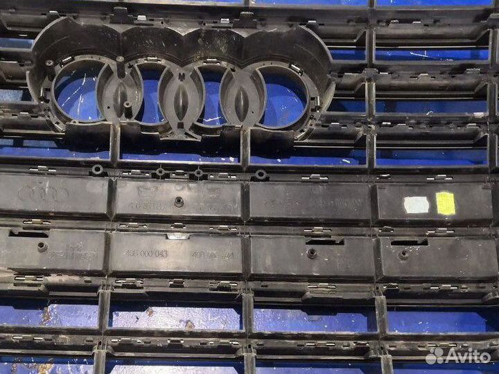 Решетка радиатора audi